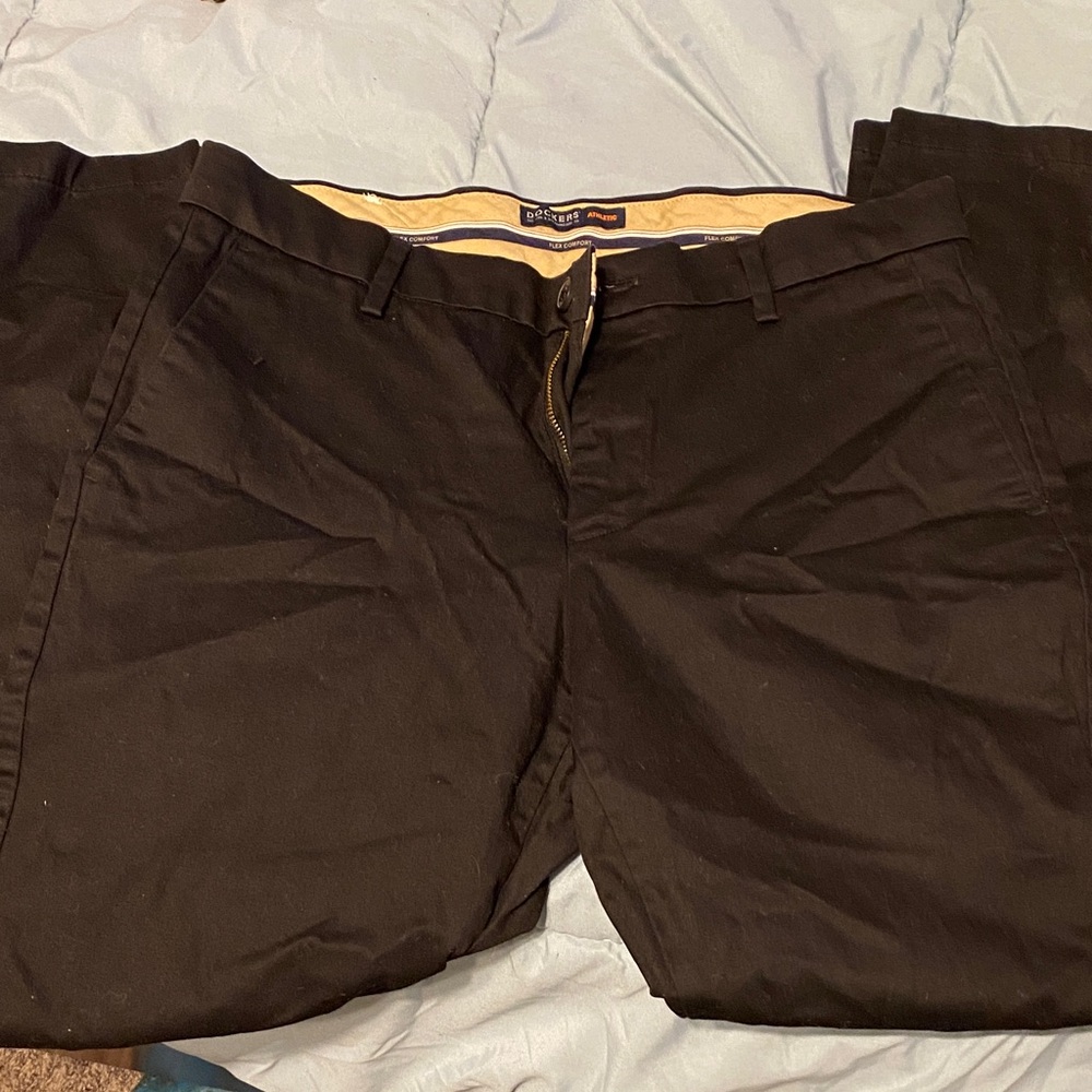 Dockers Men's Flex Comfort Dark Chinos